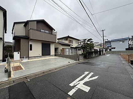 前面道路含む現地写真
