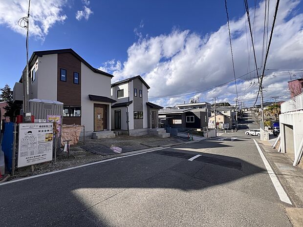 【前面道路含む現地写真】前面道路:北東側6.8m公道