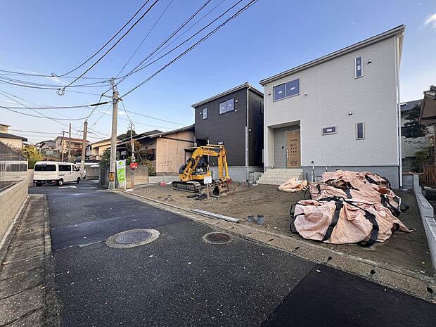 【前面道路含む現地写真】前面道路：北西側4ｍ公道