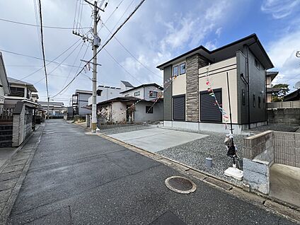 前面道路含む現地写真