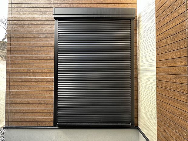 【防犯設備】防犯シャッター