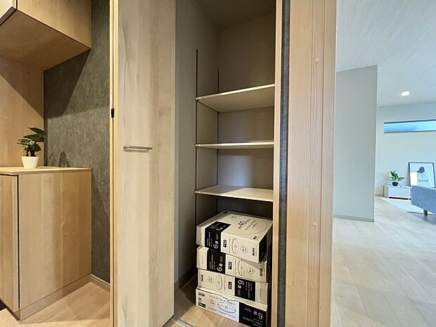 【収納】1階ホール収納