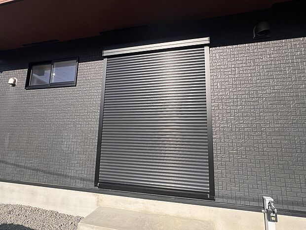 【防犯設備】防犯シャッター