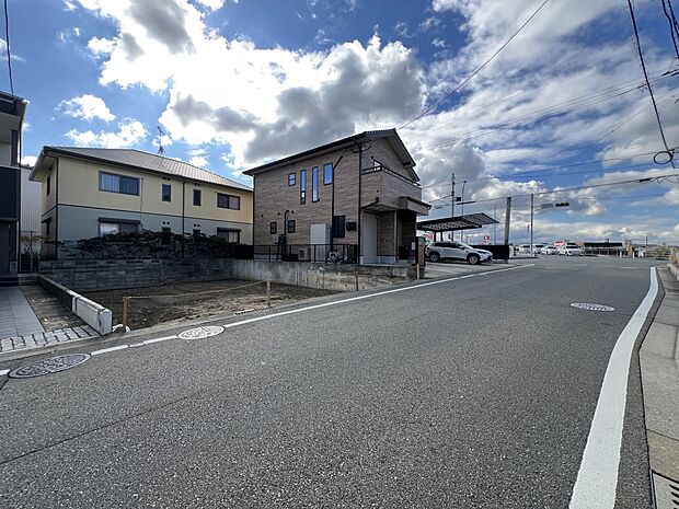 【前面道路含む現地写真】前面道路：北西側6.1ｍ公道