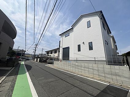 前面道路含む現地写真