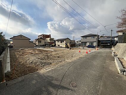 前面道路含む現地写真