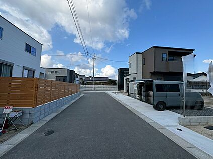 前面道路含む現地写真