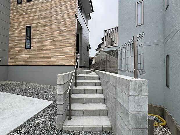 【玄関】玄関アプローチ