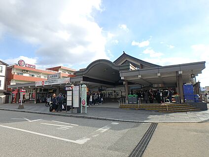 西鉄太宰府線　太宰府駅 1200m(15分)