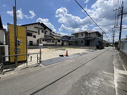 前面道路含む現地写真