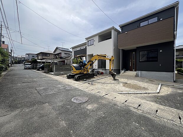 【前面道路含む現地写真】前面道路：南側5m公道