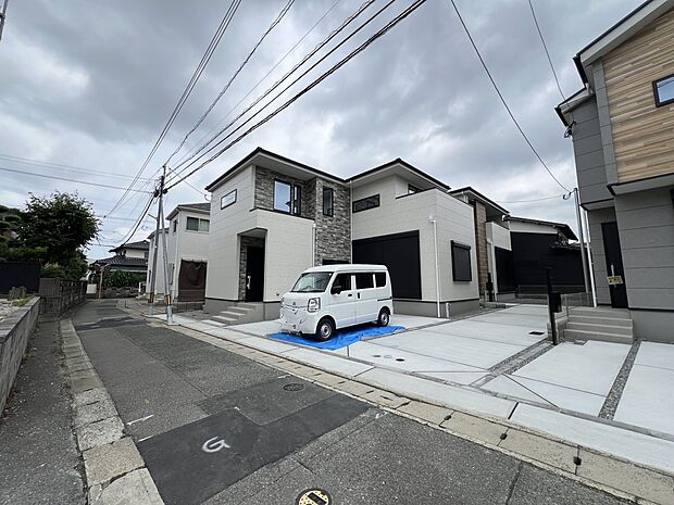 【前面道路含む現地写真】南西側4m公道