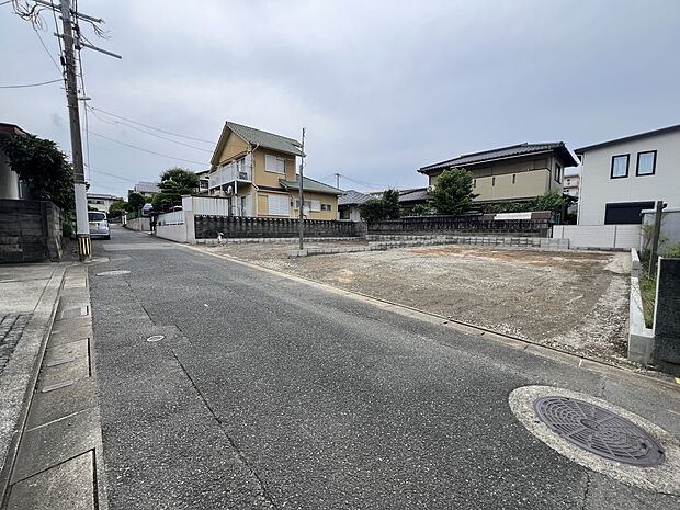 【前面道路含む現地写真】前面道路：南側4.7ｍ公道
