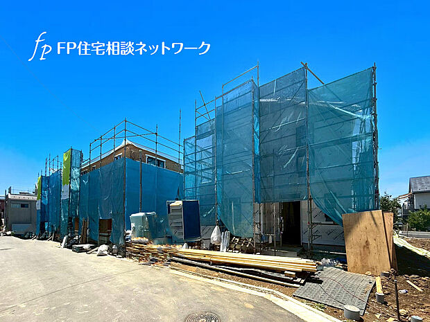 東急東横ブランドに住まう。治安、街並み、教育環境の充実から、憧れの対象となるのは必然。さらにその邸宅は訪れる方に安らぎを与え、そして独立した輝きを放ちます。