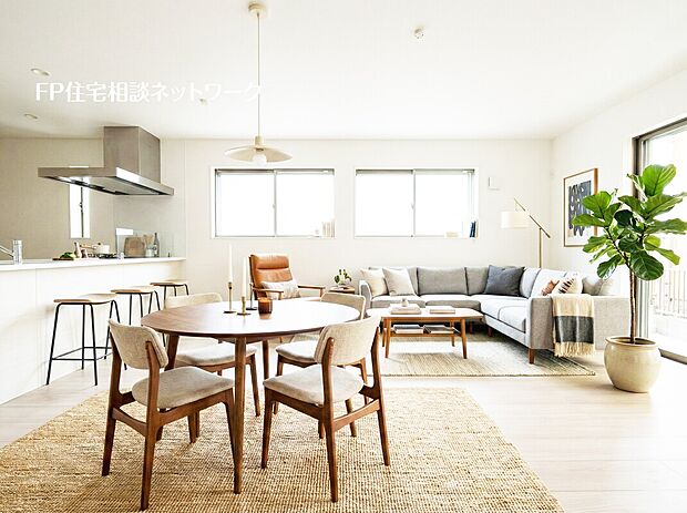 リビング～※本画像はAIがCGで家具作成しており、実際の現地に家具は設置されておりません。また、販売価格に家具等は含まれておりません。