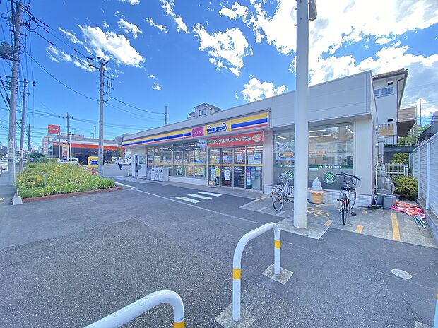 ミニストップ　青葉たちばな台店（約700m）