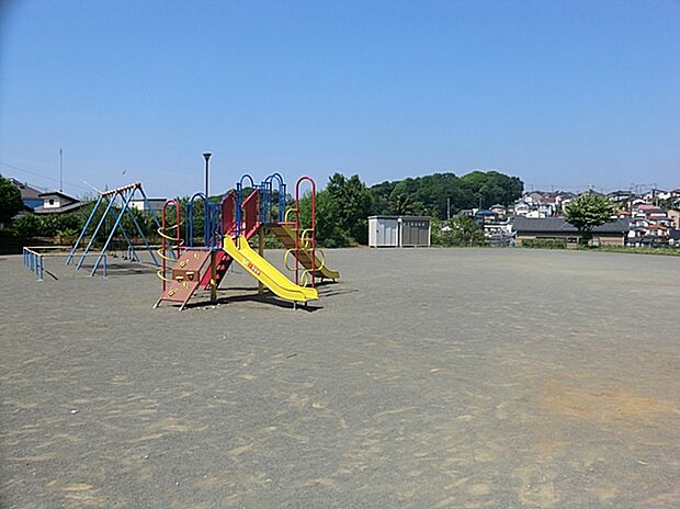 上菅田みはらし公園（約550m）