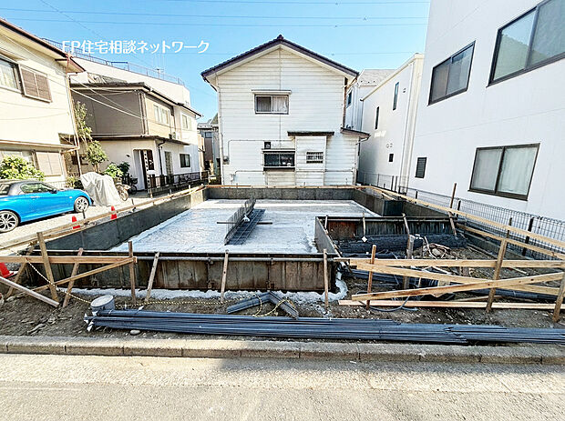【東急東横線「菊名」駅 徒歩圏内】菊名駅から徒歩圏内に位置し、治安の良さからファミリー層に高い人気があります。主要駅へのアクセスもスムーズで、通勤・通学の利便性が高い点も魅力です。