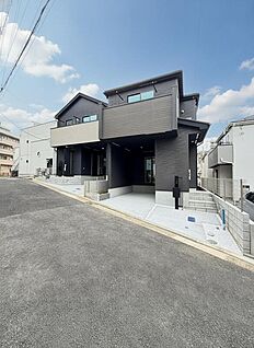 南東側に接道