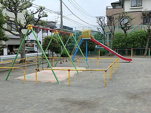 旭町公園(約130m)