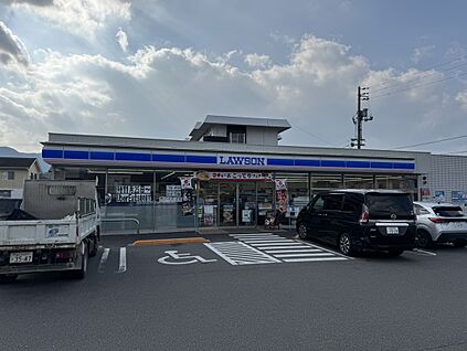 ローソン大内矢田南四丁目店 約450ｍ(徒歩約4分)