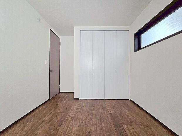 【施工例】■モデルハウスのご案内や、ショールームにてキッチン等水回り設備や、フローリング等の建材や外壁材の実物をご覧頂けます
■お気軽にお問合せ下さい