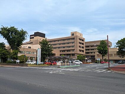 茨城県立中央病院 約551m(徒歩7分)