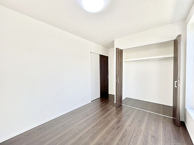 収納が充実しているので、居住スペースを広く使えます。