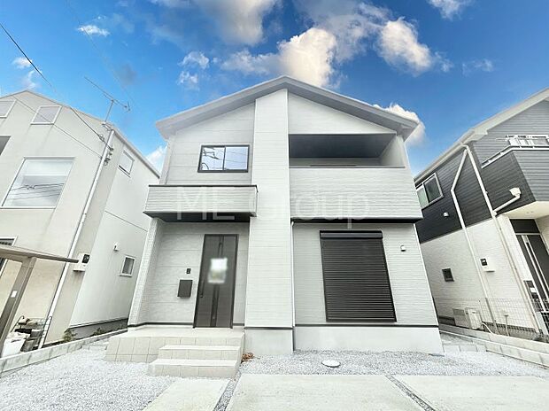 たっぷりの陽光と心地よい風が舞い込む住まい 