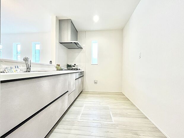 ゆとりあるキッチンではご家族と楽しくお料理ができます。