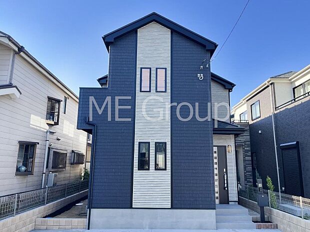 たっぷりの陽光と開放感に包まれる全室南向きの明るい住まい！  