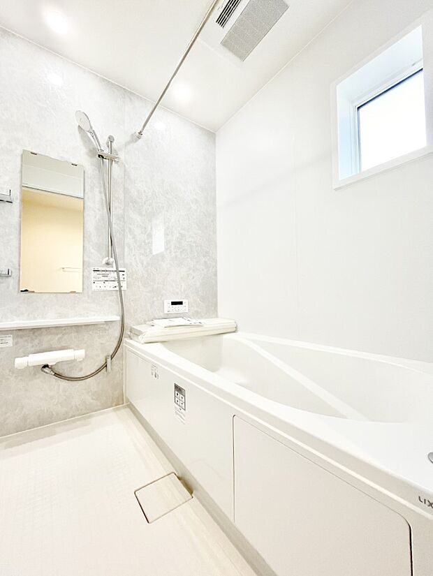 一日の疲れを癒やす大切なバスタイム。ゆっくりとお風呂を楽しんで疲れをとりたいですね！  