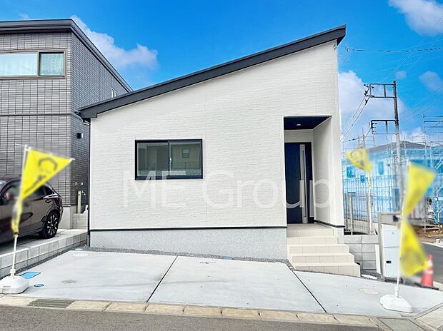 堂々完成！たっぷりの陽光と開放感に包まれる明るい住まい。 