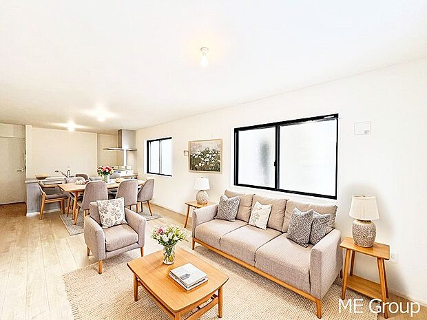 落ち着いた雰囲気のＬＤＫは家族みんなの快適空間※家具はCGです