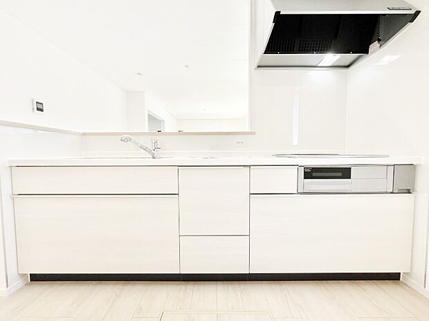 毎日使うキッチンだから、使いやすさ&お手入れのしやすさにこだわりました。