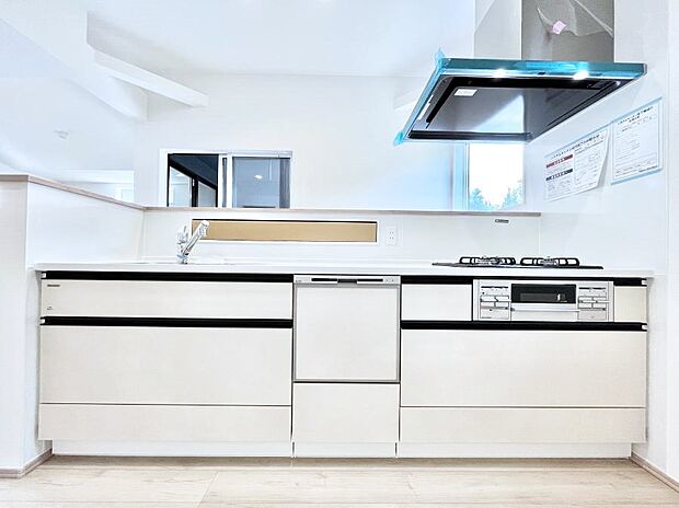 毎日使うキッチンだから、使いやすさ&お手入れのしやすさにこだわりました。