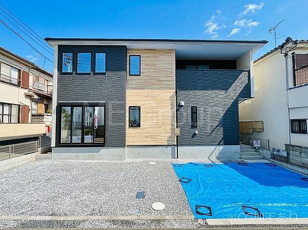 たっぷりの陽光と開放感に包まれる明るい住まい