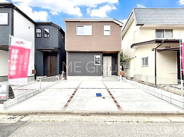 洗練された外観、上質な住空間が広がる室内は永く安心して過ごせる住居です。