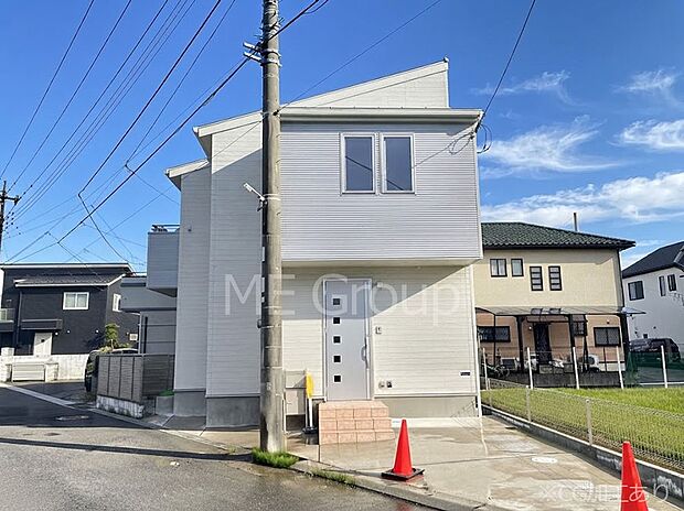 暮らしやすさと居心地の良さにこだわったシンプルで飽きのこないデザイン !