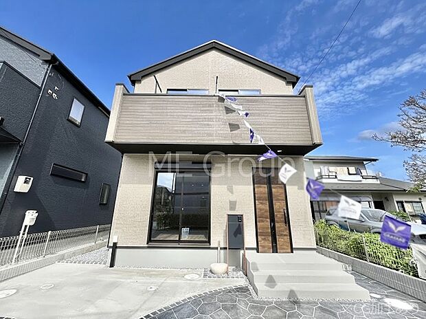 洗練された外観、上質な住空間が広がる室内は永く安心して過ごせる住居です。