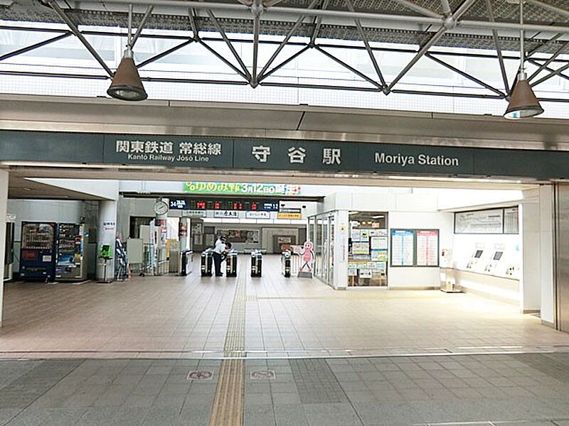 【車・交通】つくばエクスプレス線「守谷」駅