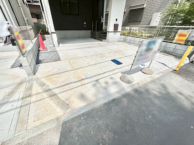 【駐車場】ビルトインタイプは大切なお車を傷や汚れから守ることができます。