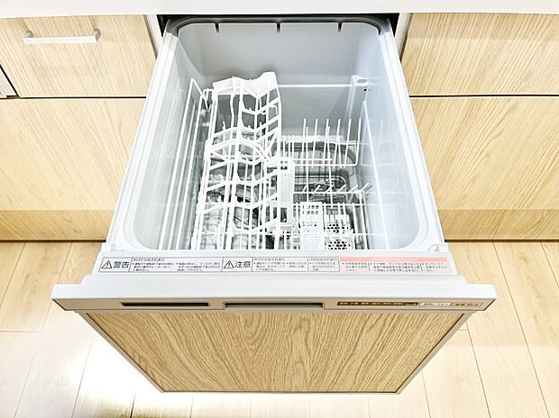 【食洗機】面倒なお片づけは食洗機にお任せ！家事の負担が減って、時間にも気持ちにもゆとりができます。