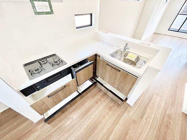 【スライド収納】使いやすさを優先したスライド式収納タイプ！