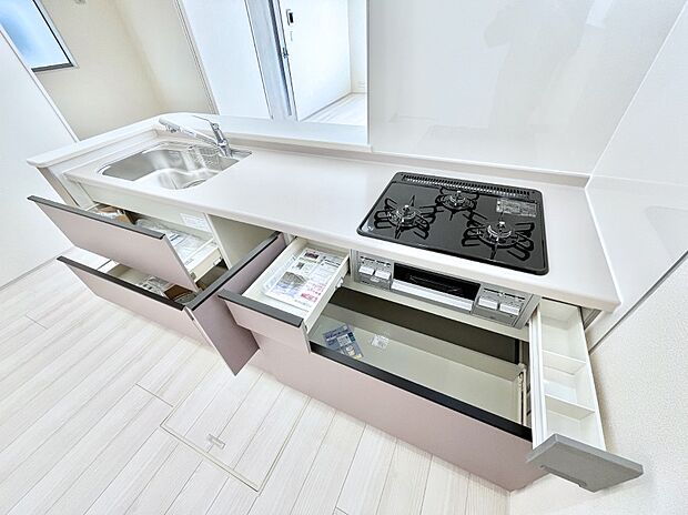 【スライド収納】使いやすさを優先したスライド式収納タイプ！