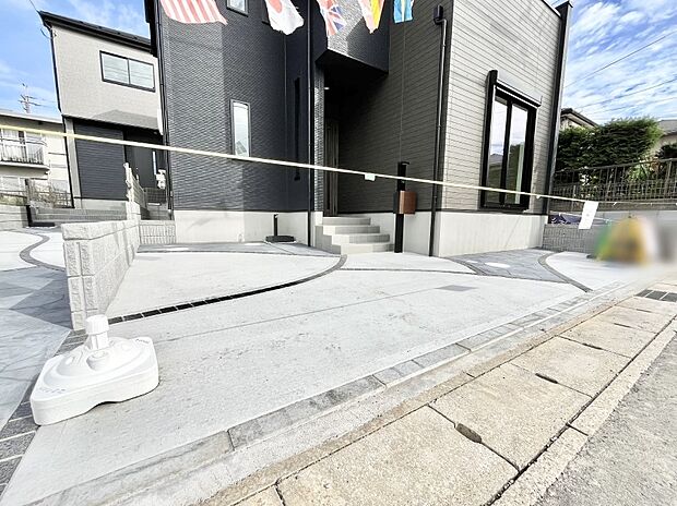 【駐車場】生活に欠かせない駐車スペース。