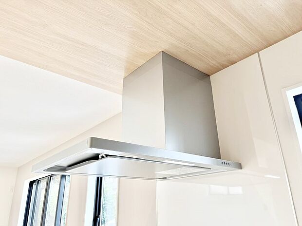 【レンジフード】基本的なお手入れはフィルターのみ！お手入れのしやすさも魅力です。