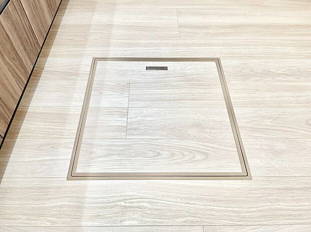 【床下収納】床下収納付き！日用品・非常用品の収納にも大活躍。