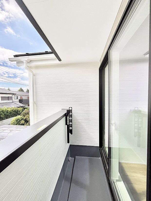 【バルコニー】風通しの良いバルコニー