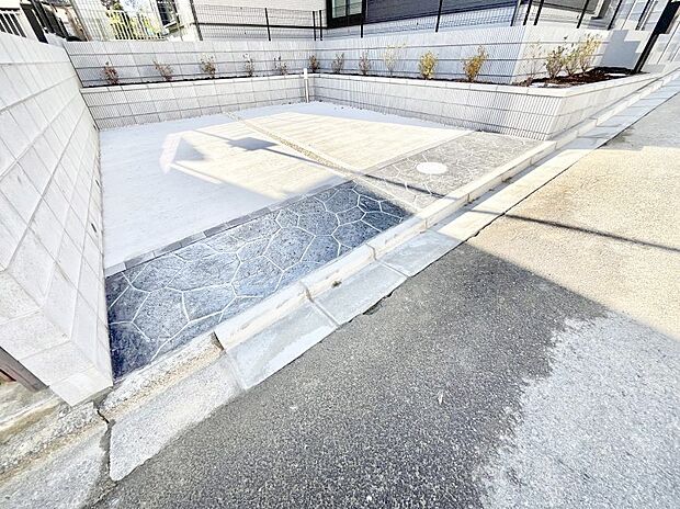 【駐車場】生活に欠かせない駐車スペース。